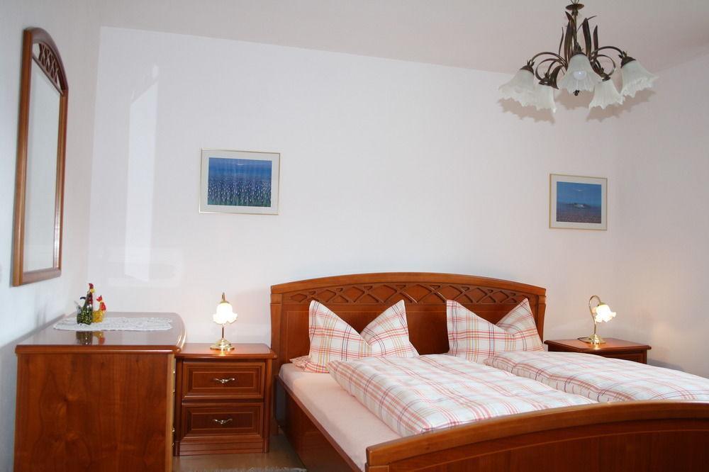 Donauer Im Altmuehltal - Ferienwohnungen Biberbach  Dış mekan fotoğraf